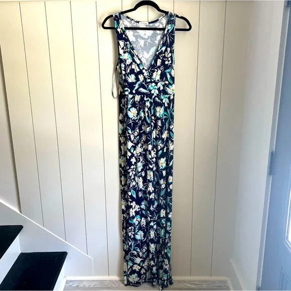 loveappella petite maxi dress Loveappella size small blue/black/pink long straped dress